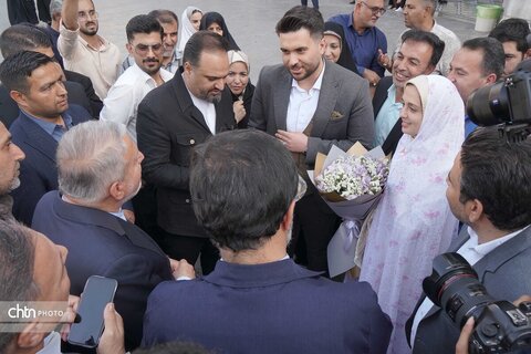 زیارت حرم مطهر حضرت معصومه(س) توسط وزیر میراث فرهنگی