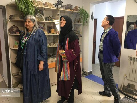 سیبای باشقیرستان میزبان ارزیابان شورای جهانی صنایع‌دستیو اهدای نماد شهروندی
