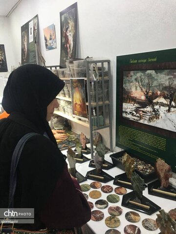 سیبای باشقیرستان میزبان ارزیابان شورای جهانی صنایع‌دستیو اهدای نماد شهروندی