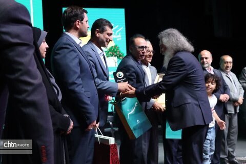 مراسم نکوداشت نامداران فرهنگ و هنر آذربایجان‌ غربی