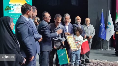 مراسم نکوداشت نامداران فرهنگ و هنر آذربایجان‌ غربی