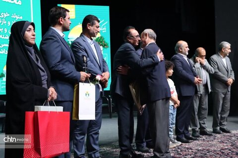 مراسم نکوداشت نامداران فرهنگ و هنر آذربایجان‌ غربی