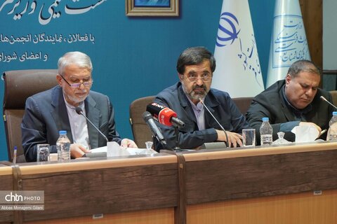 نشست وزیر میراث فرهنگی در استانداری قم