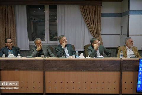 نشست وزیر میراث فرهنگی در استانداری قم