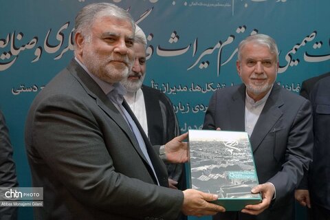 نشست وزیر میراث فرهنگی در استانداری قم