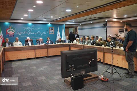 نشست وزیر میراث فرهنگی در استانداری قم