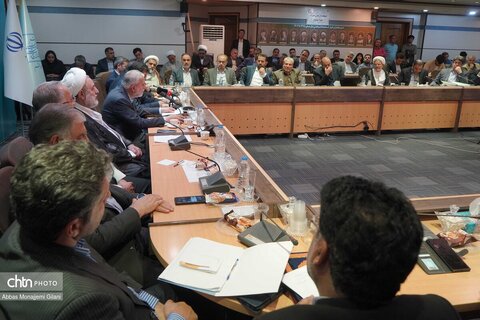 نشست وزیر میراث فرهنگی در استانداری قم