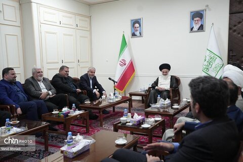 دیدار وزیر میراث‌فرهنگی با رئیس جامعه مدرسین حوزه علمیه قم