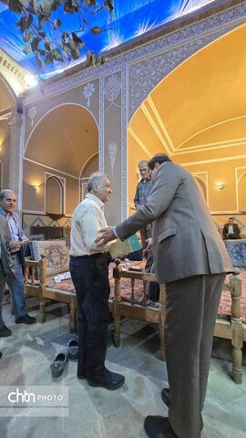 نشست هم‌اندیشی مدیرکل میراث‌فرهنگی یزد با اصحاب رسانه برگزار شد