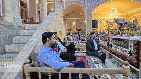 نشست هم‌اندیشی مدیرکل میراث‌فرهنگی یزد با اصحاب رسانه برگزار شد