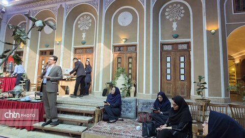 نشست هم‌اندیشی مدیرکل میراث‌فرهنگی یزد با اصحاب رسانه برگزار شد