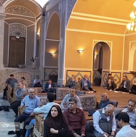 نشست هم‌اندیشی مدیرکل میراث‌فرهنگی یزد با اصحاب رسانه برگزار شد