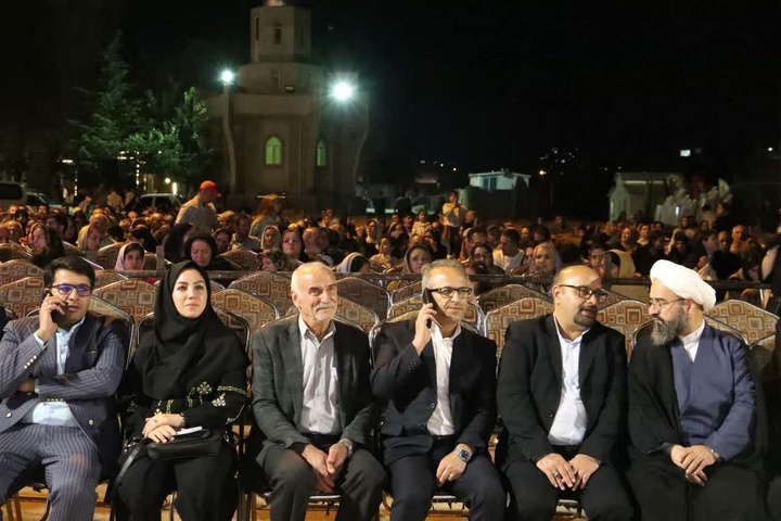 نمایشگاه سراسری صنایع دستی شهمیرزاد