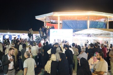 شب دوم نمایشگاه سراسری صنایع‌ دستی و پنجمین جشنواره فرهنگ و هنر شهمیرزاد