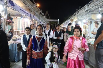 گردهمایی هنرمندان سراسر کشور در شهمیرزاد؛ صنایع‌دستی، فرهنگ و هنر در یک قاب