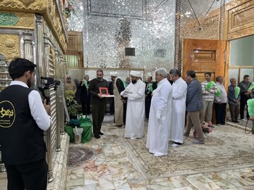 غبار روبی  بقعه متبرکه امامزاده سید مرتضی در شهرستان کاشمر