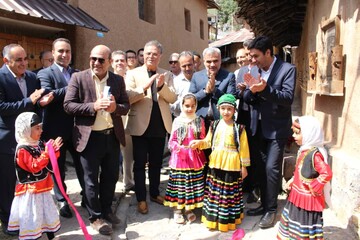 نخستین مسیر گردشگری ادبی روستایی کشور  در کندلوس، افتتاح شد