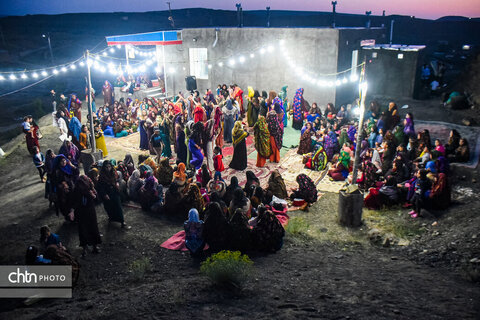 درخشش تار و پودهای اصالت؛ هنر ابریشم‌بافی رازوجرگلان