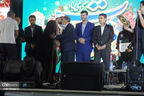 برگزاری ششمین جشنواره ملی آلبالو در شهر زنگنه