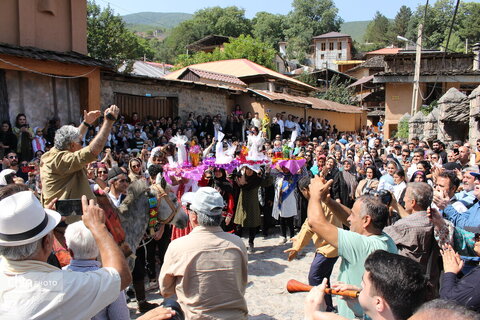 برگزاری آیین فردینه‌ماه در کندلوس