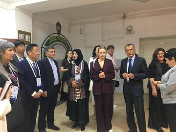 بازدید معاون صنایع دستی و هنرهای سنتی ایران و هیات جهانی از مدرسه پلی‌تکنیک سیبای روسیه