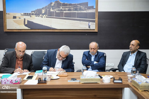 جلسه شورای راهبردی اداره کل میراث‌فرهنگی، گردشگری و صنایع‌دستی استان خوزستان