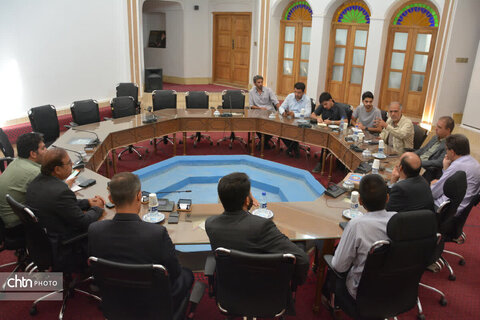 نشست تخصصی طراحی و مرمت بناهای تاریخی فهرج و خویدک