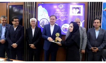 تقدیر از تعاونی برتر صنایع‌دستی در هفته تعاون