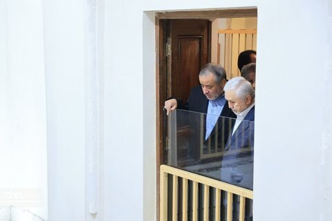 دارابی-رونمایی