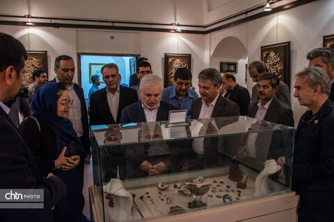 دارابی-رونمایی