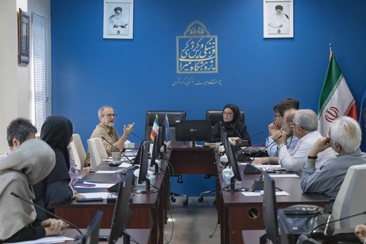 «ملی‌گرایی» و «میهن‌پرستی» متفاوت هستند 