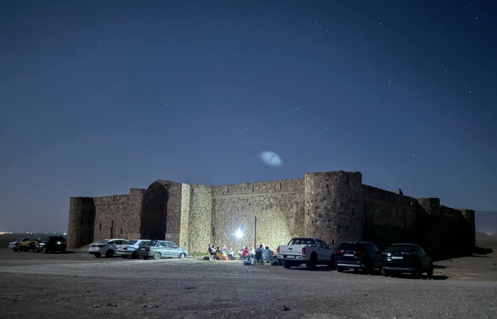 کاروانسرای جهانی «قلی» میزبان گردشگران در شب خسوف ماه