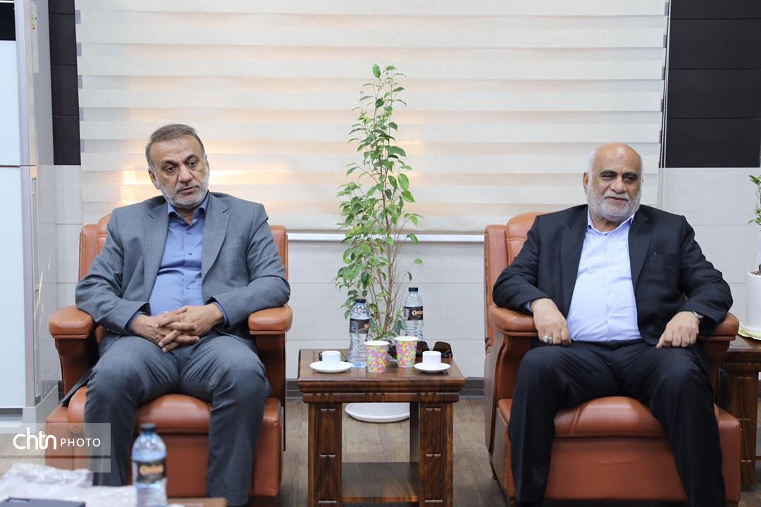 ایجاد زیرساخت دستیابی گردشگران به آبهای کمنظیر خرمشهر/ اعلام آمادگی برنامه و بودجه برای تأمین مالی طرحهای گردشگری