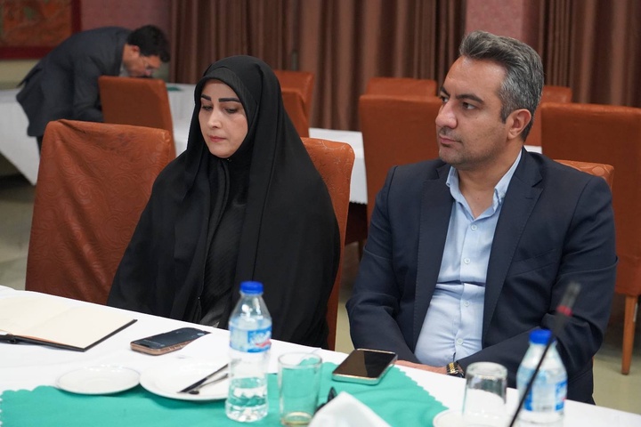 گلیم‌بافی و چاقوسازی میراث هنری باروق در دنیای صنایع‌دستی