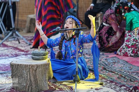 چهارمین جشنواره انگور سیاه سردشت