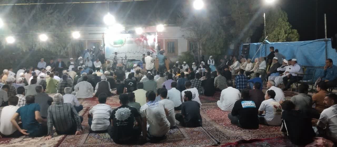 به مناسبت هزار و پانصدمین سالروز ولادت نبی مکرم اسلام(ص) و هفته وحدت: «مراسم نعت خوانی و ذکر» در تربت جام برگزار شد