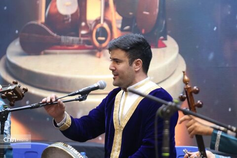 طنین‌انداز شدن نوای موسیقی در خوی