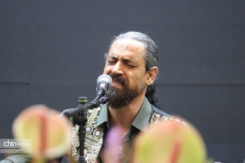 طنین‌انداز شدن نوای موسیقی در خوی