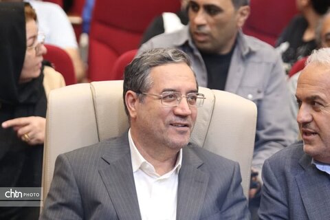 طنین‌انداز شدن نوای موسیقی در خوی