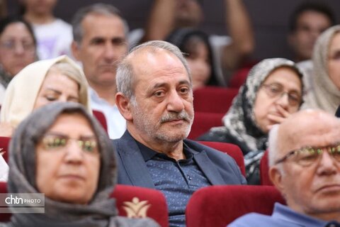 طنین‌انداز شدن نوای موسیقی در خوی