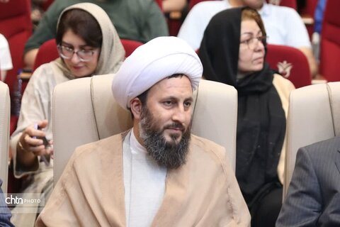 طنین‌انداز شدن نوای موسیقی در خوی