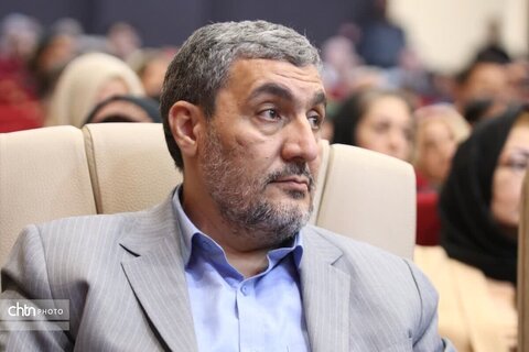 طنین‌انداز شدن نوای موسیقی در خوی