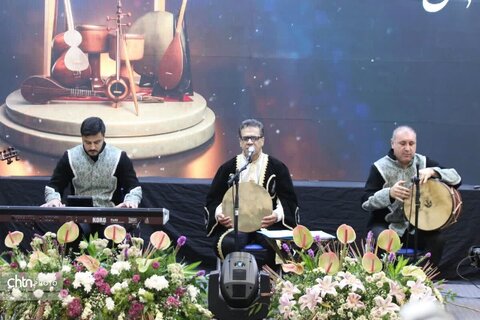 طنین‌انداز شدن نوای موسیقی در خوی