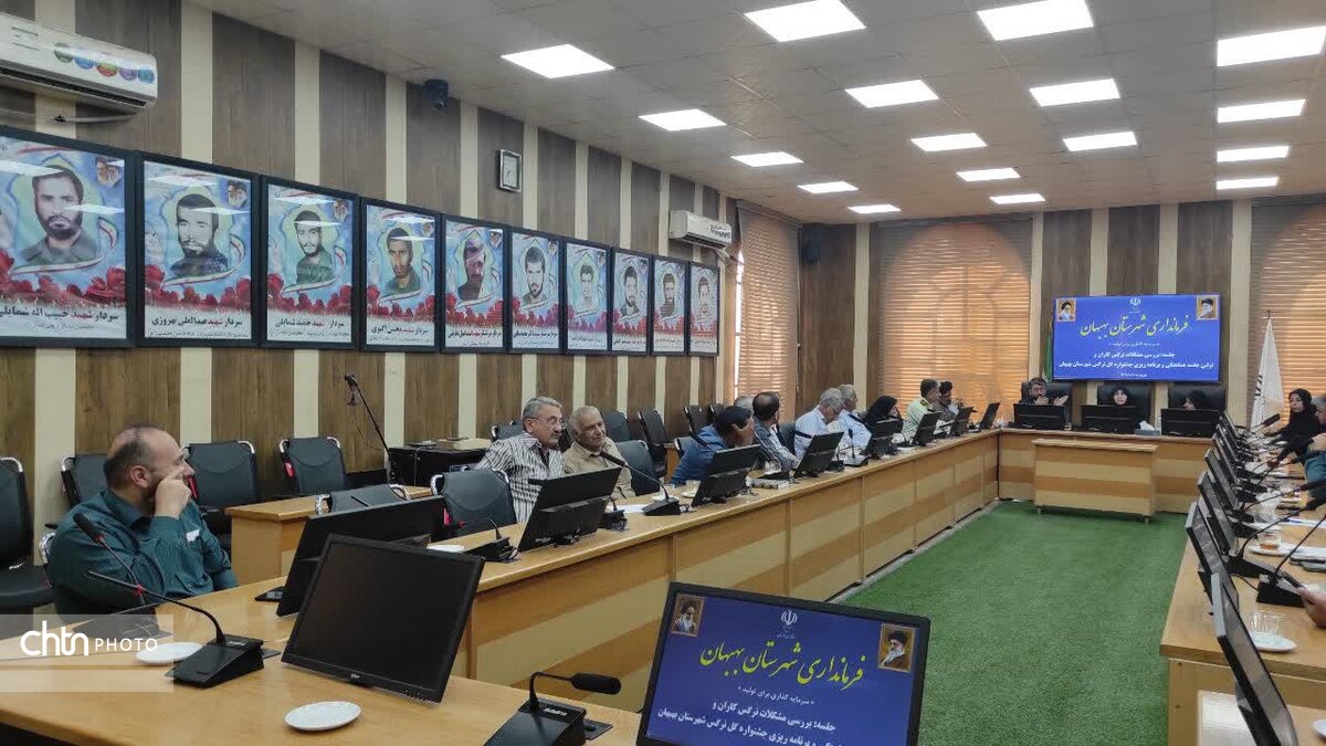 ضرورت ایجاد تشکل فعال از سوی نرگس‌کاران بهبهان/ دبیرخانه جشنواره ملی گل نرگس در جهادکشاورزی تشکیل می‌شود