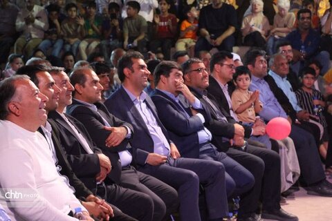 سومین جشنواره تجربه‌محور برداشت خرما در حاجی‌آباد زرین خرانق اردکان برگزار شد