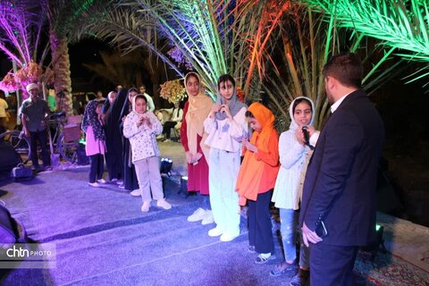 سومین جشنواره تجربه‌محور برداشت خرما در حاجی‌آباد زرین خرانق اردکان برگزار شد