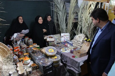 سومین جشنواره تجربه‌محور برداشت خرما در حاجی‌آباد زرین خرانق اردکان برگزار شد