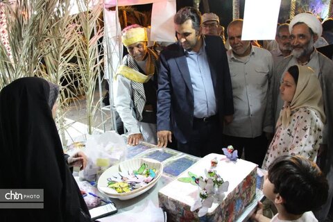 سومین جشنواره تجربه‌محور برداشت خرما در حاجی‌آباد زرین خرانق اردکان برگزار شد