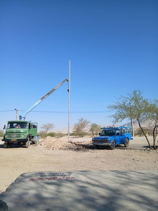 ۸ برج نوری، جلوه‌ای تازه به مسیر آب‌گرم گردشگری دهلران ایلام بخشید