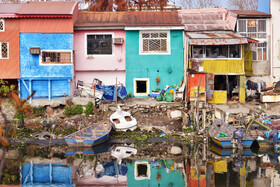 خانه های رنگی انزلی